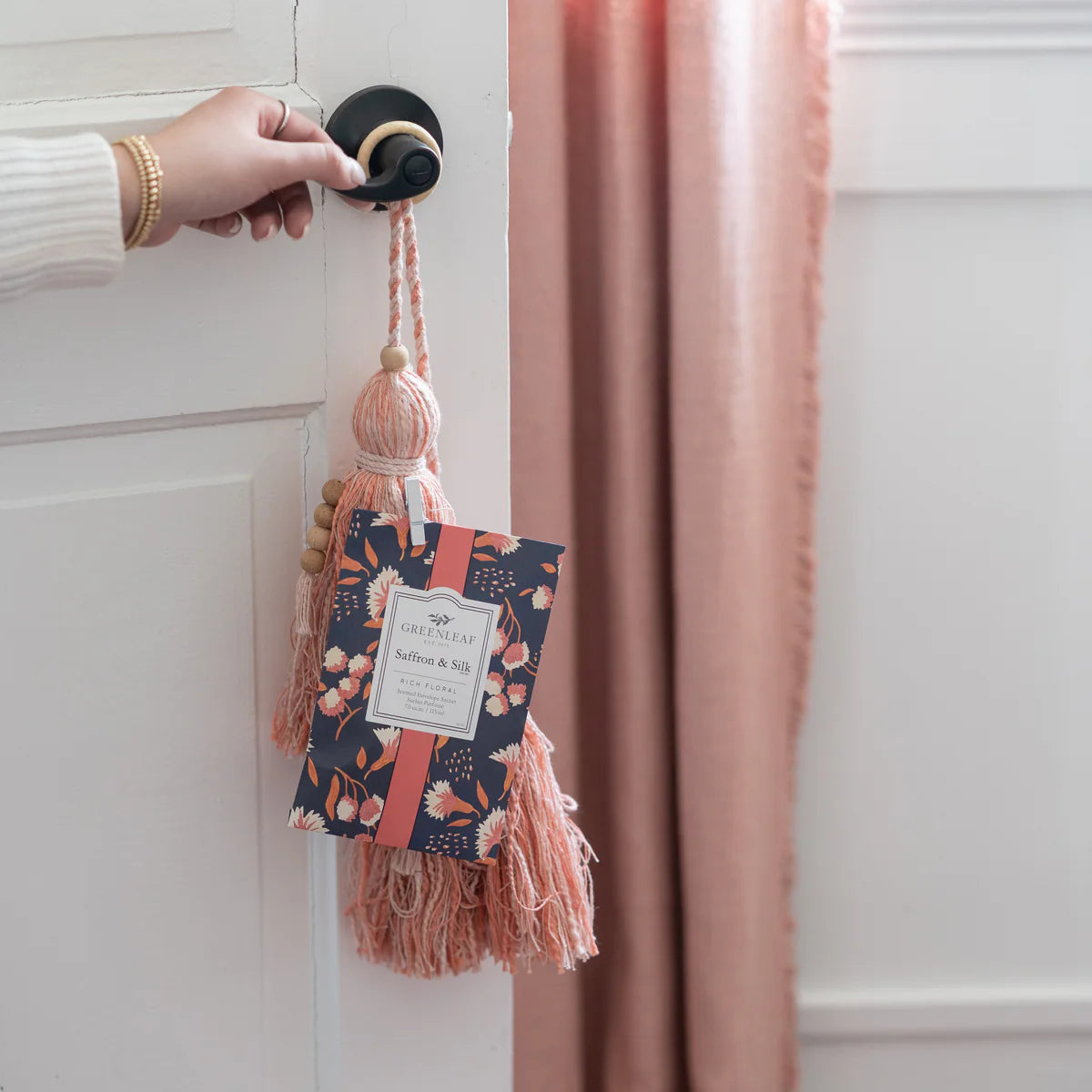 Saffron & Silk Sachet