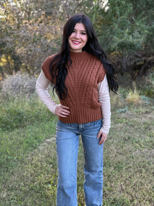 Cable Knit Short Sleeve Sweater
