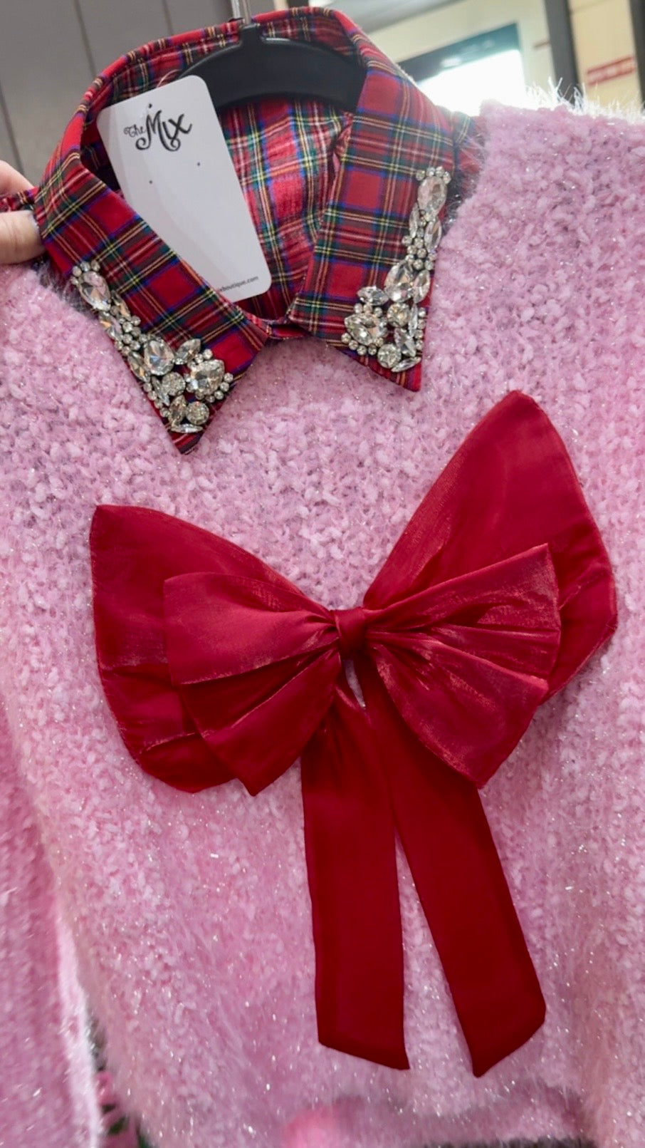 Bib Collars (2 Color Options)