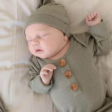 Eucalyptus Bamboo Waffle Baby Knot Gown & Hat