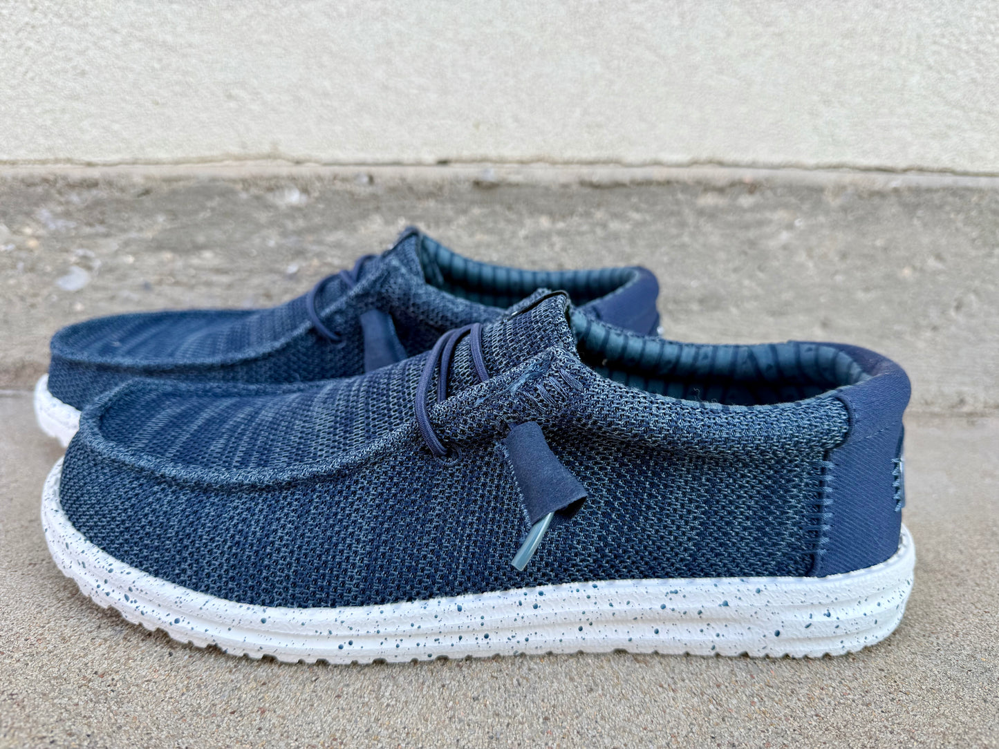 Hey Dude Men’s Wally Stretch Sox Navy