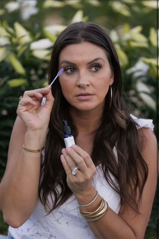 Lavender Thorne LASHES FOR DAYS