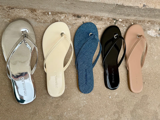 D’Amelio Beach Bae Flip Flops