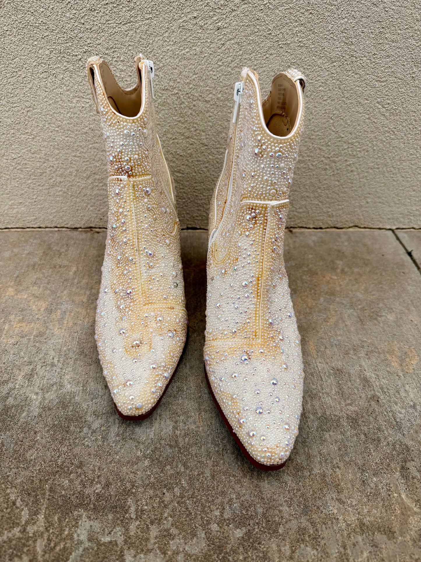 Betsey Johnson Diva Pearl Boot