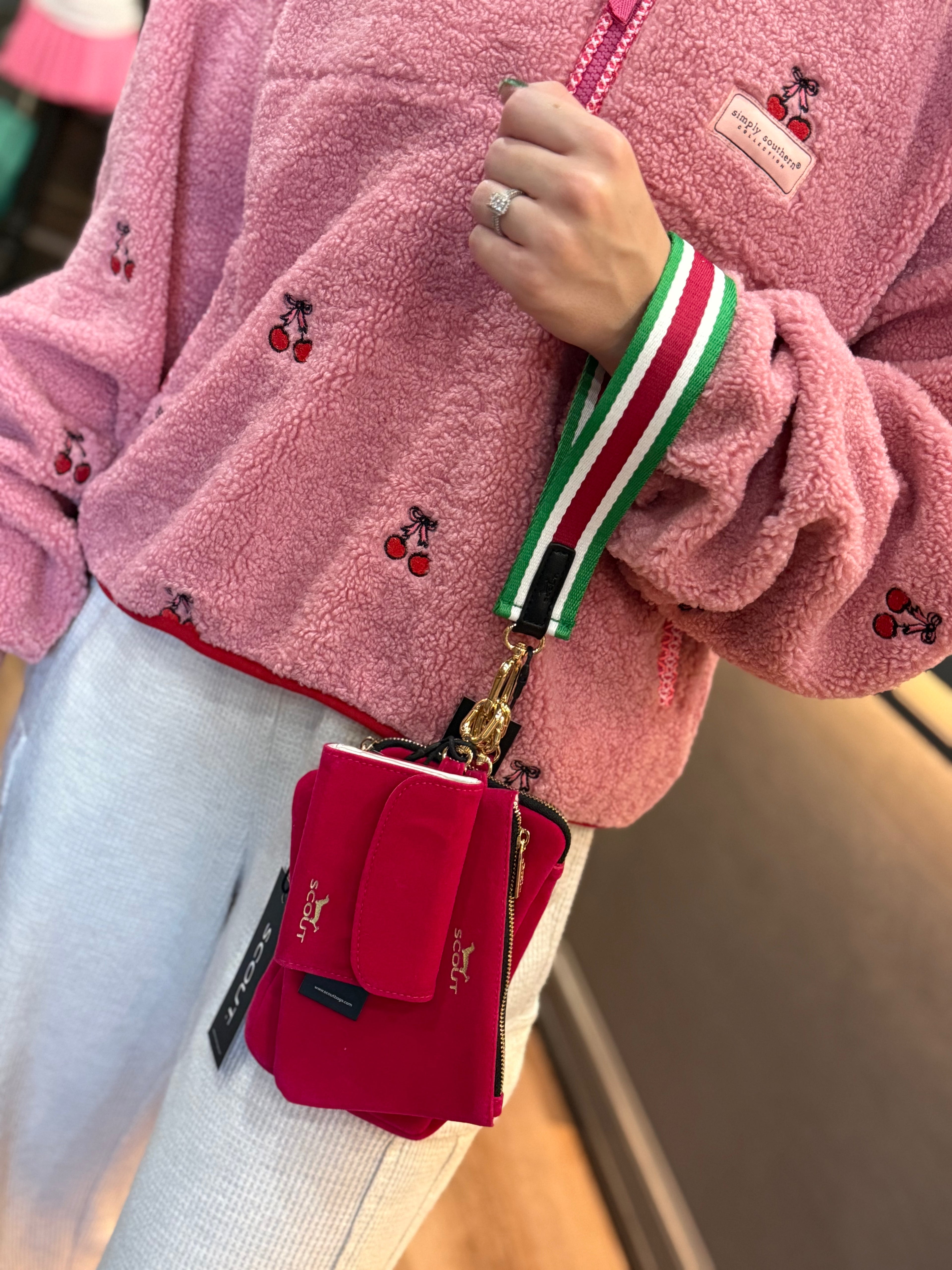 Scout On Hand Wrist Straps