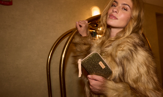 Consuela Oly Zippy Wallet
