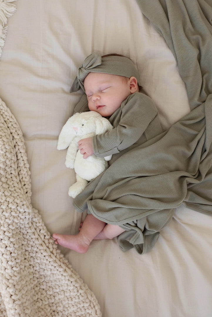 Eucalyptus Bamboo Waffle Baby Knot Gown & Hat